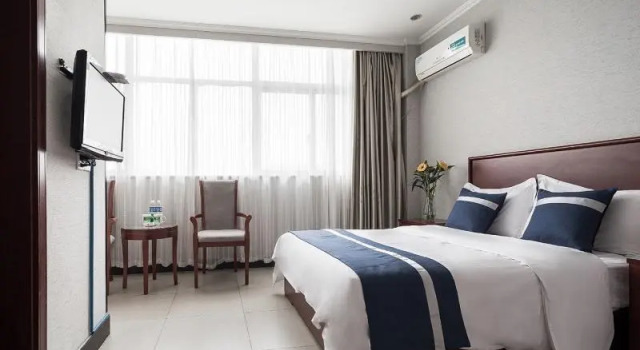 Двухместный номер Standard GreenTree Inn Changzhou Dinosaur City Qingyang North Road Business Hotel
