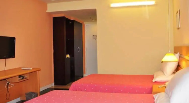 We Home Business Hotel