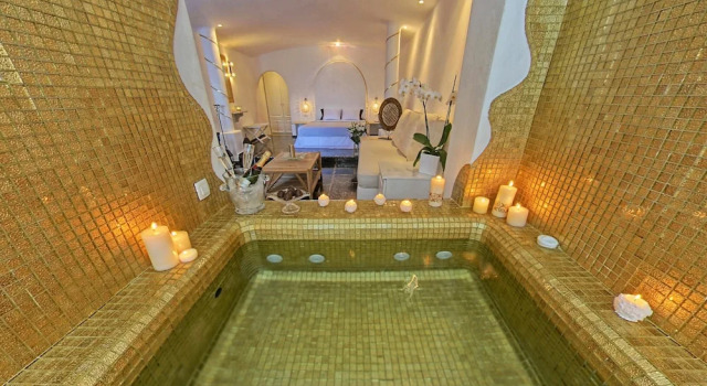 Двухместный люкс Honeymoon с балконом Astarte Suites