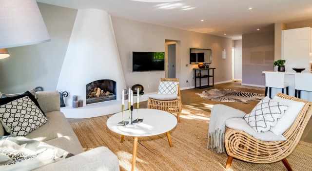 AS12 Luxury 3 bedroom apartment RoomService
