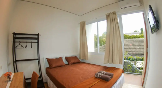 Standard cameră cu balcon Rion Hostel Bogor