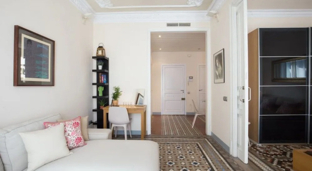 Montaber Apartments - Gran Via-Rocafort, Забронировать Апартаменты/квартира Лес-Корт Барселона, рядом с Парк скульптур