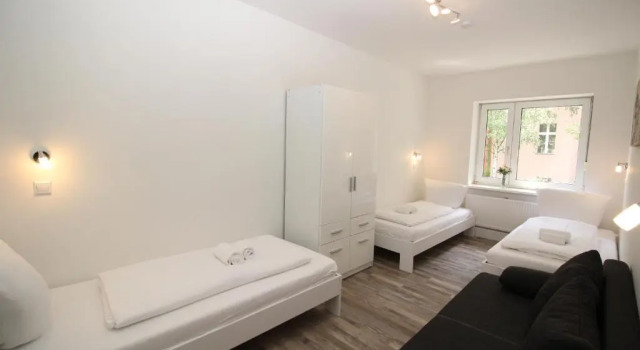 Apartments Tempelhof, Varaa Huoneisto Schöneberg Berliini