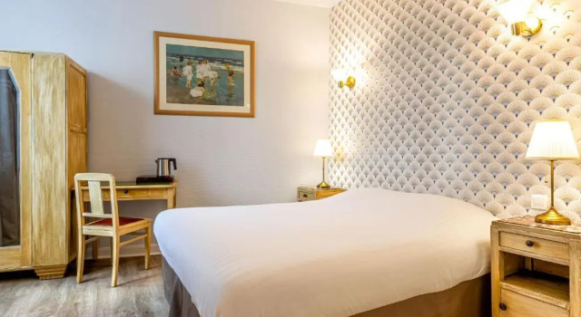 Двухместный номер Comfort Hôtel Saint Maurice