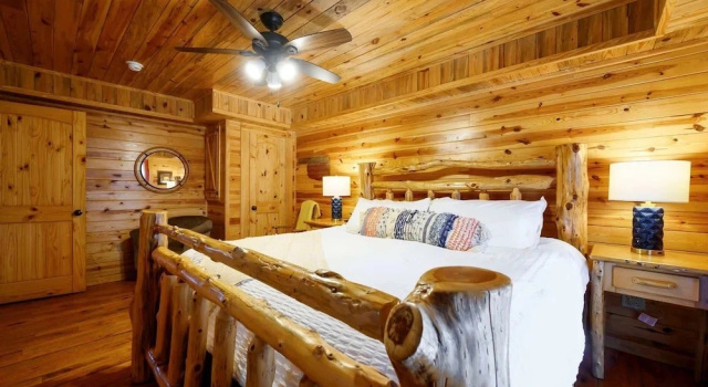 Номер Standard Kodiak Bear-hot Tub-playground-location