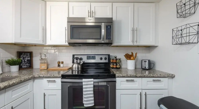 Villa Sunshine 2 Bedroom Condo by RedAwning