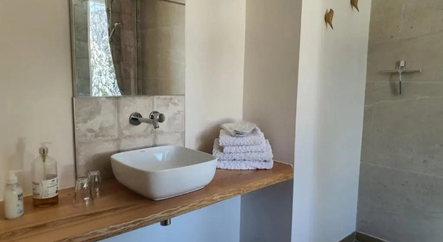 Номер Standard Maison La Devinière - sauna et spa compris accessibles toute lannée