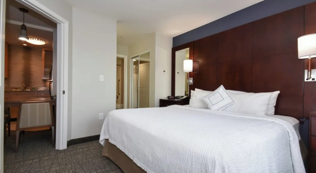 Двухместный люкс с 2 комнатами Residence Inn Marriott Concord