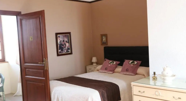 Трёхместный номер Standard Charming Courtyard cottage 25kms Puy du Fou