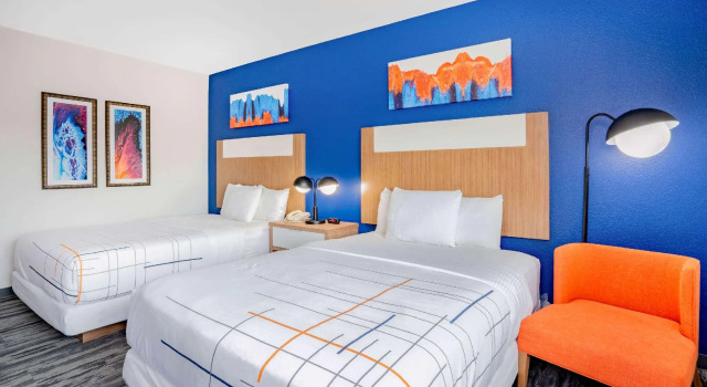 Четырёхместный номер Standard La Quinta Inn & Suites Katy-Mills by Wyndham Katy