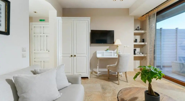 Люкс Deluxe Agorastos Suites