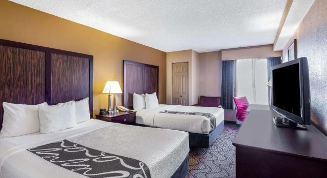 Четырёхместный номер Standard La Quinta Inn Oakland Airport & Coliseum