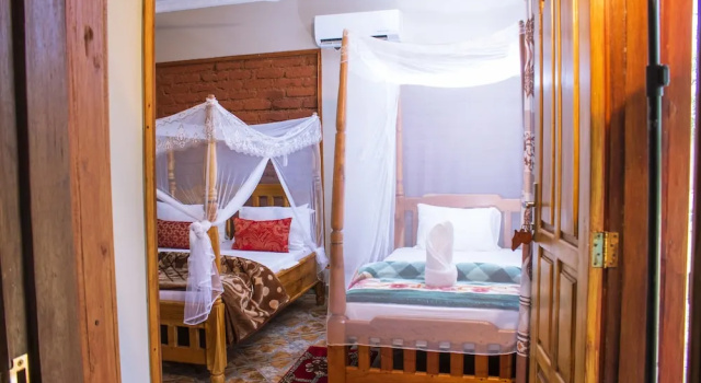 Трёхместный номер Standard Mantis Lodge & Camping Site