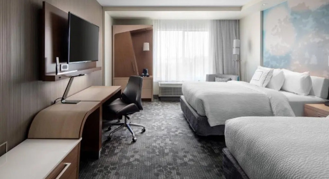 Standardowy czteroosobowy pokój Courtyard by Marriott Pullman