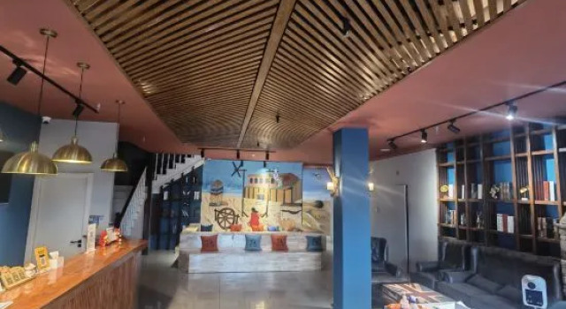Longmen Inn · Zhixuan (Beijing Liangxiang University Town, Tianjie), Book Hotel Hoteller i Beijing Province med parkering, Parkering