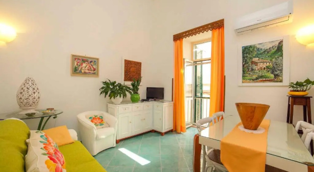 Atrani Apartments on the Amalfi Coast, air-purified, close to the beach and easy access, Забронировать Апартаменты/квартира Отели Амальфи с парковкой, рядом с Amalfi Bus Station, Парковка