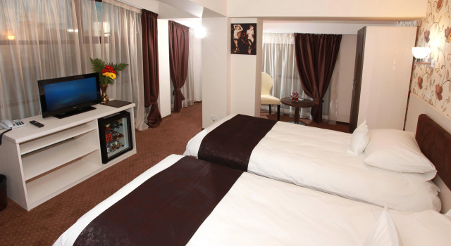 West Plaza Residence, Prenota Hotel Settore 6 Bucarest