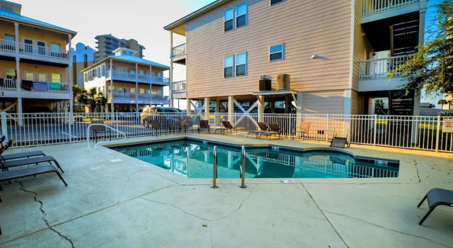Spinnaker Pointe 2a 3 Bedroom Duplex by RedAwning, Boek Appartement Gulf Shores 