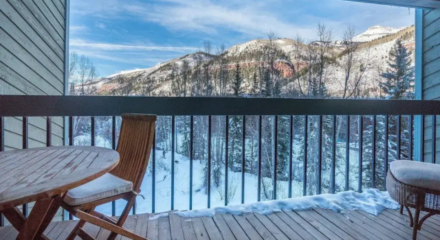 Riverside Condos C202 by Avantstay Condo Close To Downtown, Town Park & Ski Lift #8, Забронировать Отель Отели Telluride Ski 3 звезды, 3*
