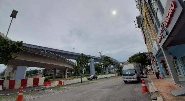 Hotel Zamburger Kota Damansara (De Jaya)