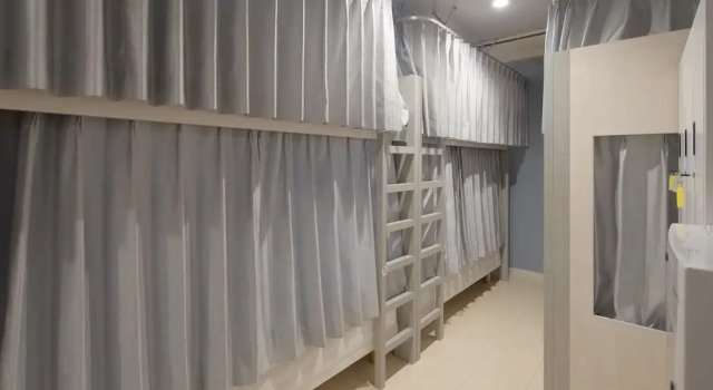 Кровать в общем номере Iwatoyama Hostel EXseed