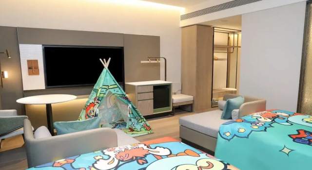 Четырёхместный номер Standard Holiday Inn Xianyang Shuangzhao Lake by IHG