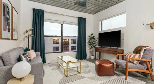 Апартаменты Executive Lodgeur Midtown, Houston - close to Downtown & Texas Medical Center