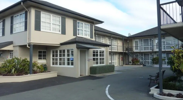 Люкс Colonial Inn Motel