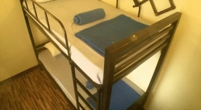 Четырёхместный номер Standard YHA Bangkok Downtown at Station S3 - Hostel