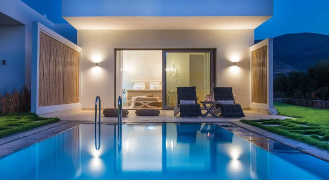 Люкс Luxury c 1 комнатой с балконом Sunvillage Malia Suites