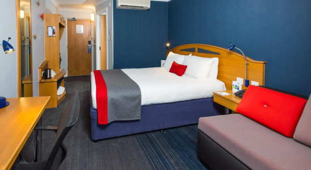 Holiday Inn Express East Midlands Airport by IHG, Забронировать Отель Отели Англии 3 звезды, 3*