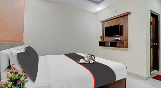 Collection O 70326 Hotel Premnagar Heights, Book Hotel Dehradun Uttarakhand