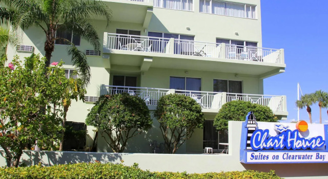 Chart House Suites and Marina, Buchen Sie Hotel Clearwater Beach Clearwater-St Pete Beaches