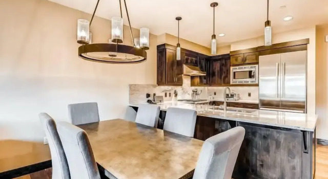 Коттедж One Bedroom Luxury Condo on Main Street in Downtown Breckenridge