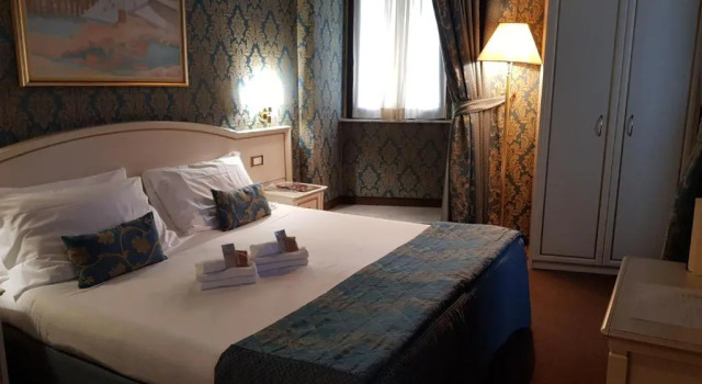 Двухместный номер Classic Residenza Canova Tadolini - Guesthouse