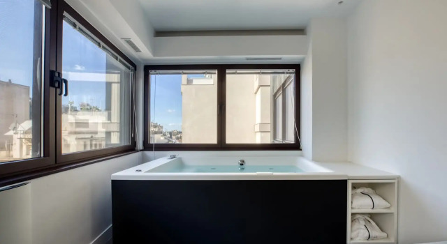 Люкс GSM Elevated Luxury Suites