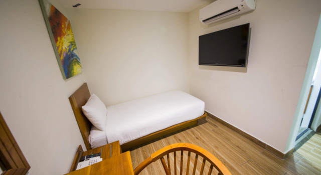 Одноместный номер Standard The Point Boutique Hotel