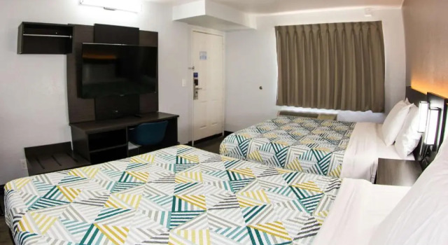Четырёхместный номер Standard Motel 6-Sacramento, CA - Central