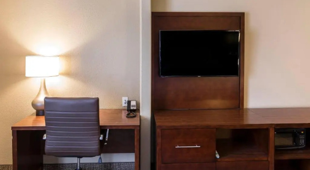 Люкс Comfort Suites San Jose Airport