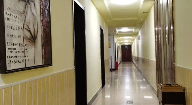 Fangxing Express Hotel (Shijiazhuang Luquan Zoo), Book Hotel Luquan Hebei