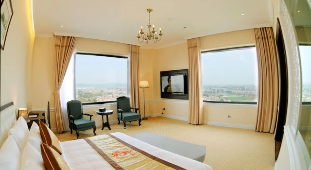 Двухместный номер Deluxe с балконом Phoenix Resort Bac Ninh