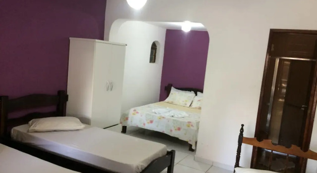 Четырёхместный номер Standard с балконом Hotel Pousada Chalé do Coqueiral