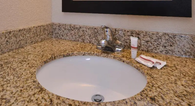 Номер Standard Red Roof Inn Champaign - University