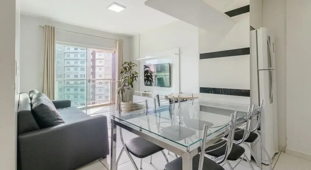 2 B Apt in Building W/pool Near Downtown Acm0865