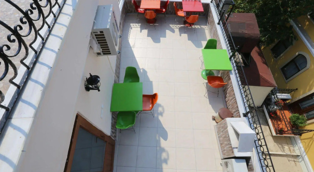 Camelot Apartment