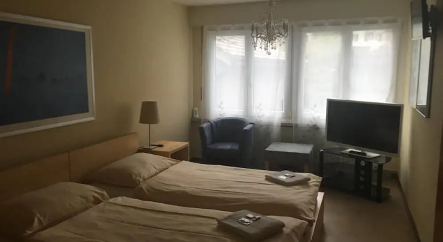 Hotel & Backpackers Zak, Забронировать Отель Нойхаузен-ам-Райнфалль Шаффхаузен