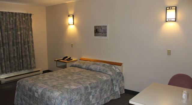 Номер Standard Motel du Parc Secteur Hull