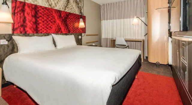 Двухместный номер Standard с балконом ibis Nanterre La Défense