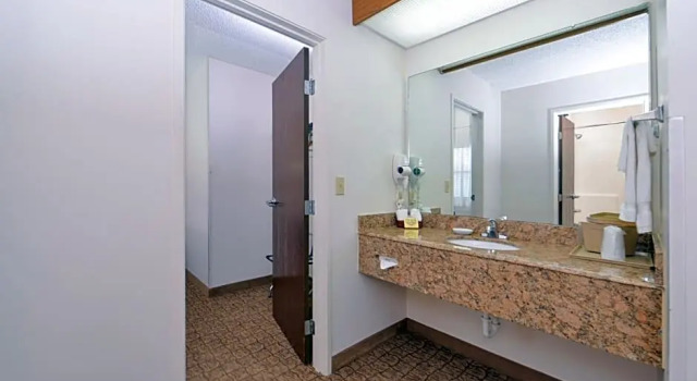 Двухместный люкс Briarwood Inn Of Geneva