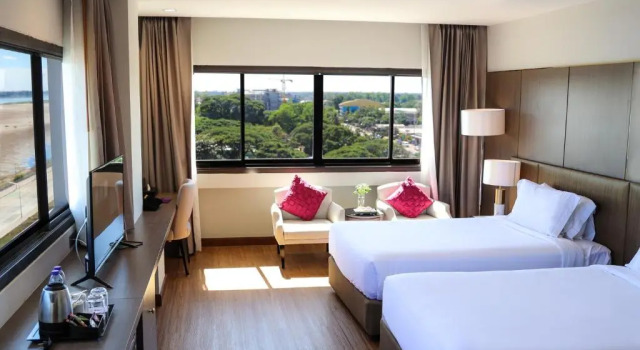 Номер Standard с видом на реку Fortune River View Hotel Nakhon Phanom